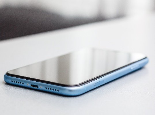 Smartphone: attenzione al microfono sempre acceso. Il Garante Privacy…