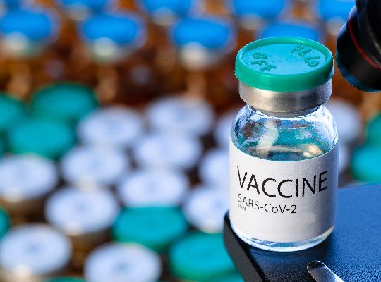 Vaccino, terza dose: Garante, la privacy non ostacola le chiamate agli…