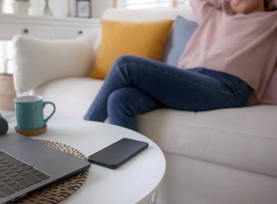 Smartphone, spegni il microfono, accendi la privacy. I suggerimenti del…