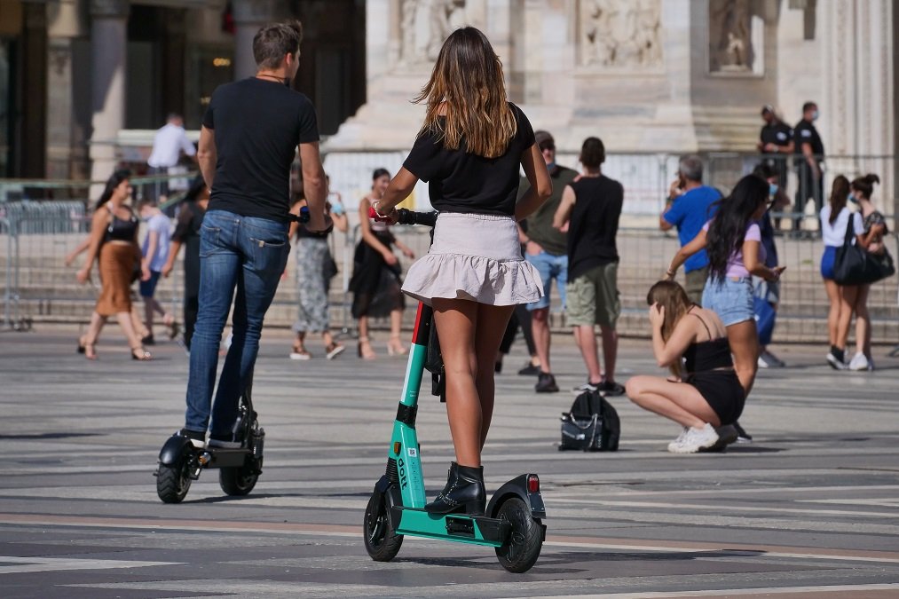Obbligo casco, assicurazione e patente – Lombardia Notizie Online – www.lombardianotizie.online