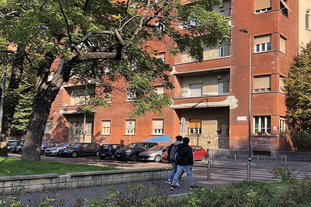 Milano-Case-quartiere-San-Siro.jpg