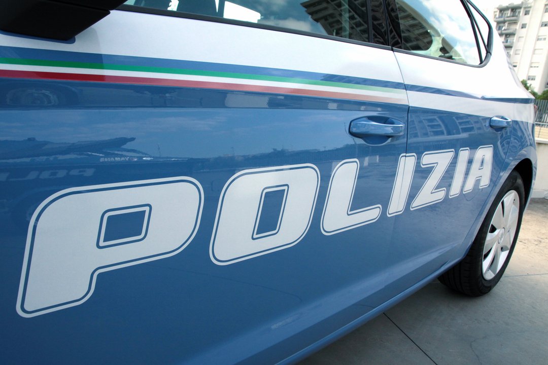 Polizia-di-Stato-dettaglio-auto.jpg