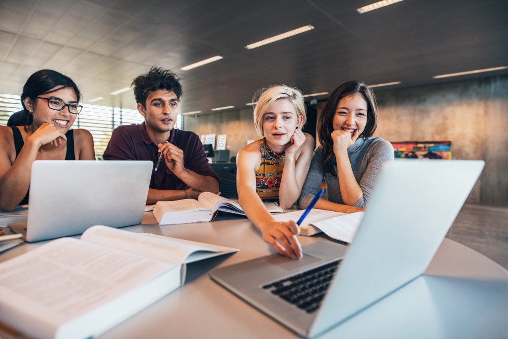 Studenti-dote-scuola.jpg