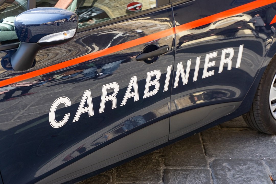 carabinieri-auto.jpg
