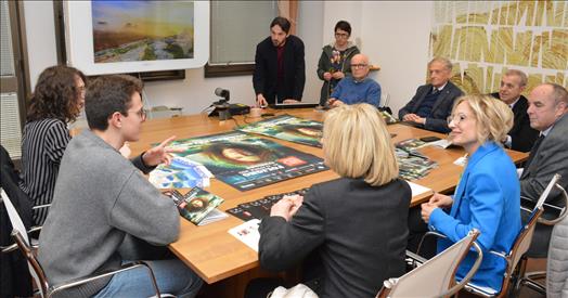 Incontro in Regione per presentare la XII edizione della Festa di Scienza e di Filosofia-Virtute e Canoscenza, il 21 e 22 aprile… – www.regione.marche.it