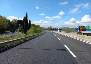 piano riqualificazione rete stradale umbra, completato un altro tratto di nuova pavimentazione sulla ss675 “Umbro Laziale” tra Terni e Orte e riaperto svincolo Amelia. Lavori più celeri grazie alla collaborazione fra Anas e Regione per contenere disagi – www.regione.umbria.it