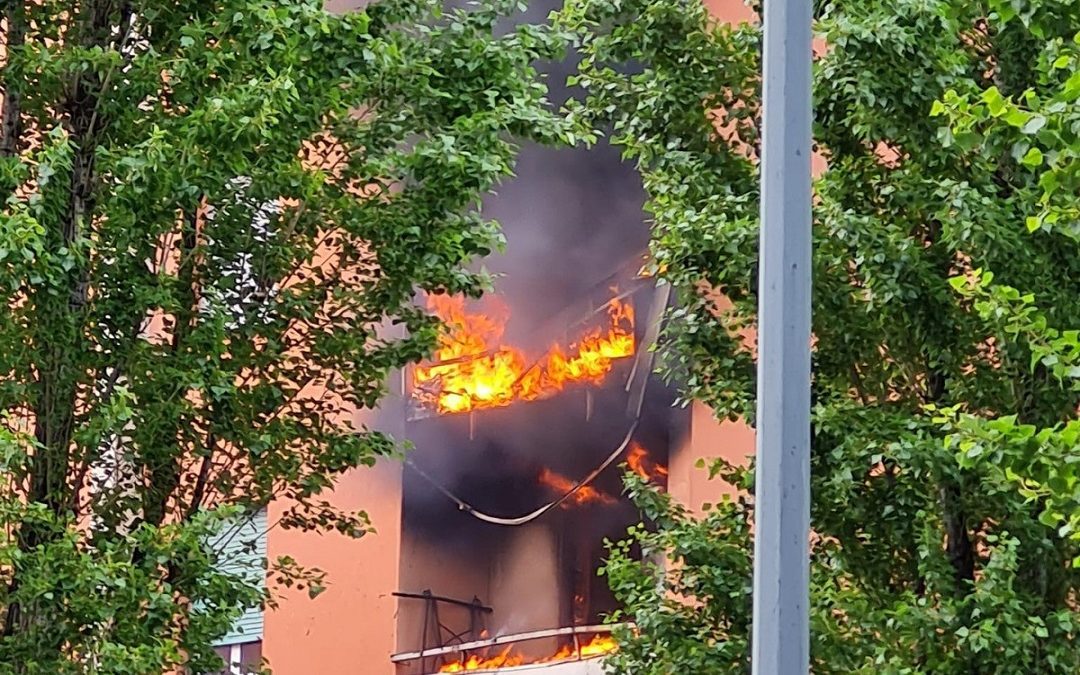 Incendio Milano viale Aretusa, Franco in visita alla palazzina danneggiata – www.lombardianotizie.online