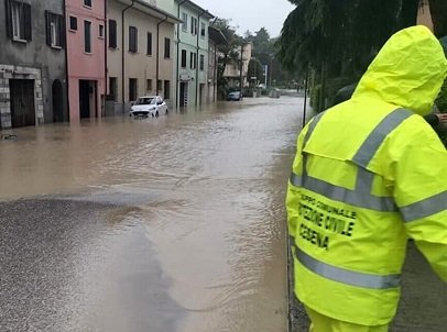 alluvione in emilia-romagna, l’umbria invia una squadra per far fronte all’emergenza, composta da propri funzionari di protezione civile e 31 volontari – www.regione.umbria.it