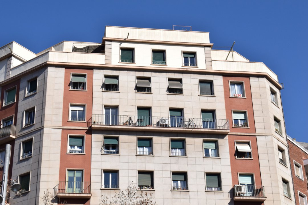 Casa-simbolica-primo-piano-facciata.jpg