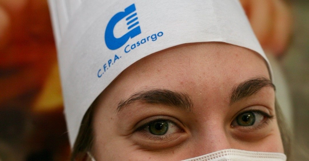 Casargo, Piazza consegna targa a Fontana per 50° CFPA alberghiero – www.lombardianotizie.online