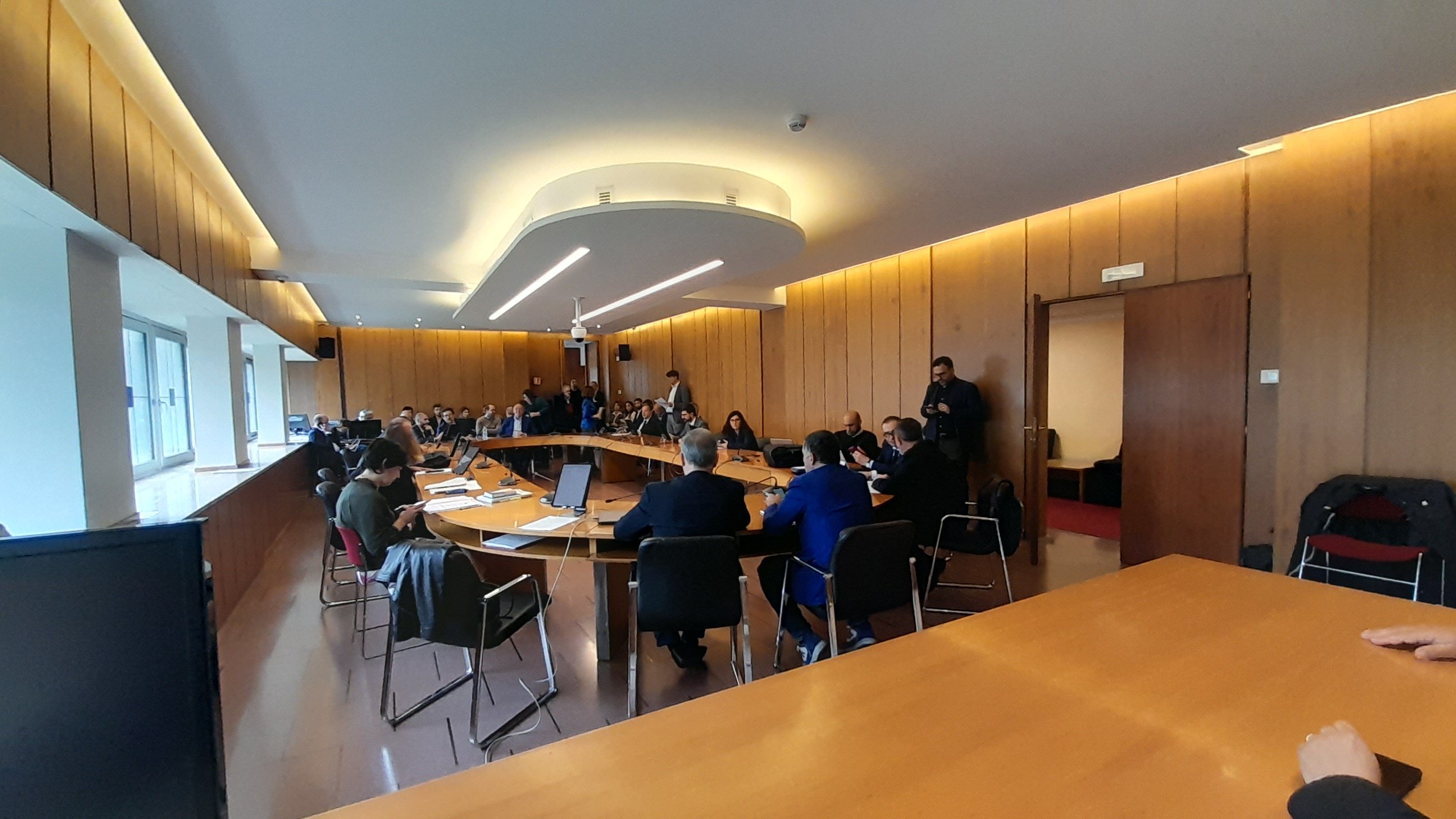 Seduta_della_commissione_Bilancio.jpg