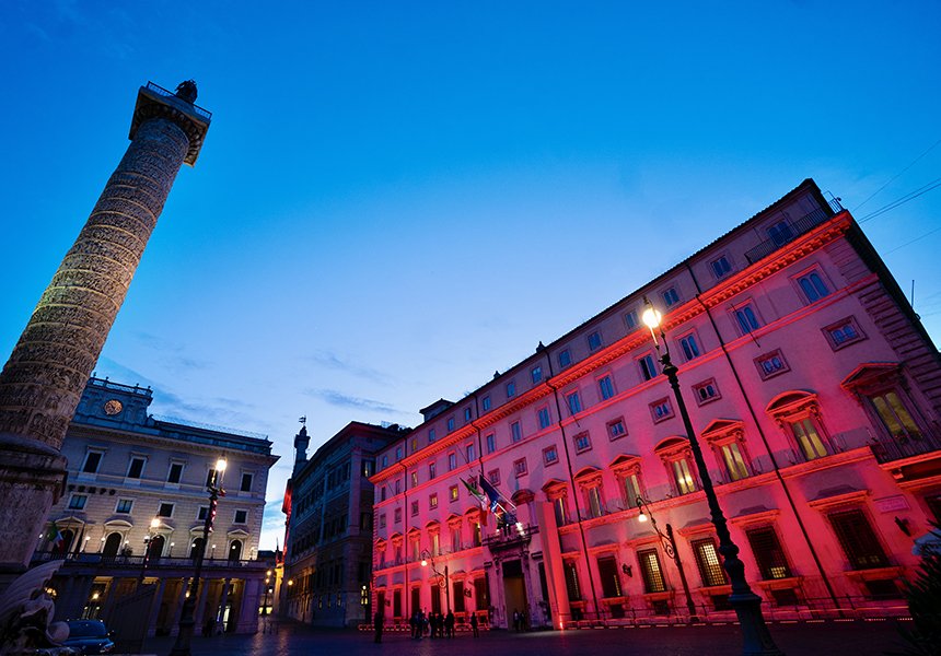 Giornata Mondiale della Sclerosi Multipla, Palazzo Chigi si illumina di rosso – www.governo.it