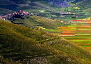avvio procedure per affidamento lavori ricostruzione Castelluccio di Norcia”; Tesei: “un progetto innovativo finanziato con 68 milioni di euro” – www.regione.umbria.it