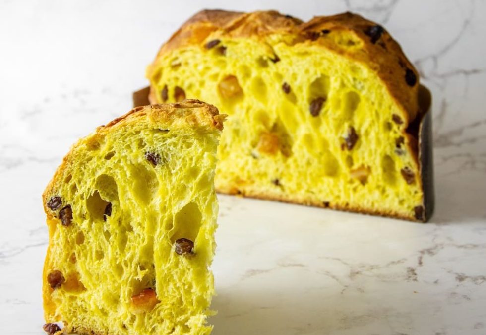 Conflombardia. Presenta sua maestà il Panettone Madre della Pasticceria Primula di Treviglio.