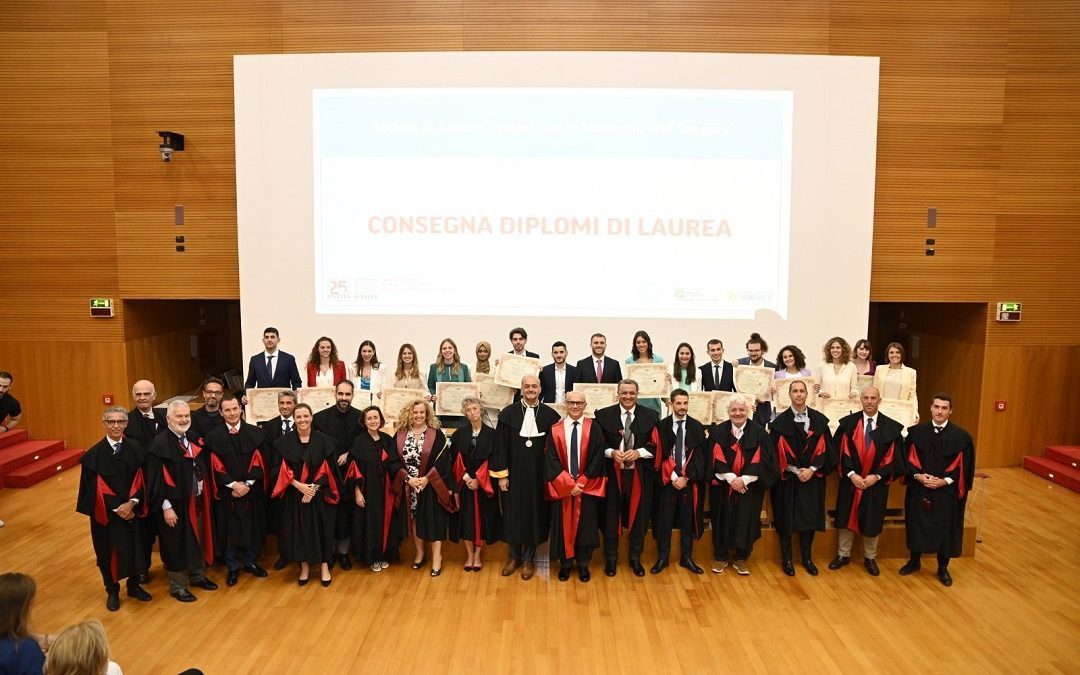 Medici laureati in inglese, primi diplomi per Università Bicocca e Bergamo – www.lombardianotizie.online