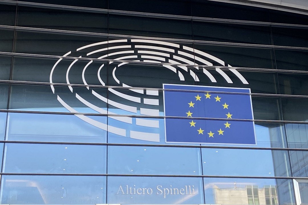 Parlamento-Europeo-Bruxelles-direttiva-qualita-aria-Ue.jpg
