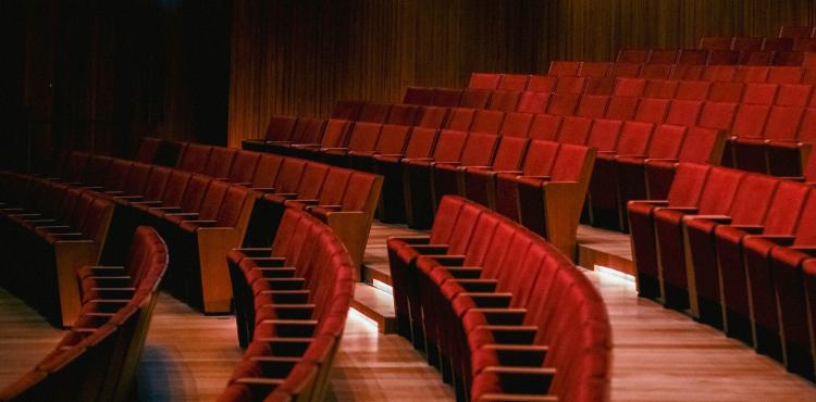 Transizione verde e digitale: due bandi da 10 milioni di euro per gli operatori della Cultura


      
        Browse
      
    
    

            
  
    

      

  


          
   – www.sardegnaimpresa.eu