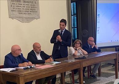 Ristori alluvione 2022, il presidente Acquaroli e l’assessore Antonini incontrano gli agricoltori ad Ostra – www.regione.marche.it