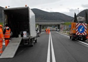 viabilità, assessore melasecche: procede il piano industriale delle manutenzioni programmate e durevoli dell’anas sulle strade umbre, con investimenti ingenti che la regione ha difeso, e che dopo un triennio di intensa attività vedrà ridursi a fine 2024 il numero dei cantieri – www.regione.umbria.it