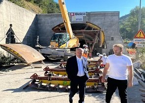 strada statale 452 “della Contessa”, in corso le operazioni di varo delle travi del nuovo viadotto. sopralluogo dell’assessore melasecche: lavori come da cronoprogramma per la riapertura entro fine anno di un’arteria fondamentale per tutto il territorio – www.regione.umbria.it