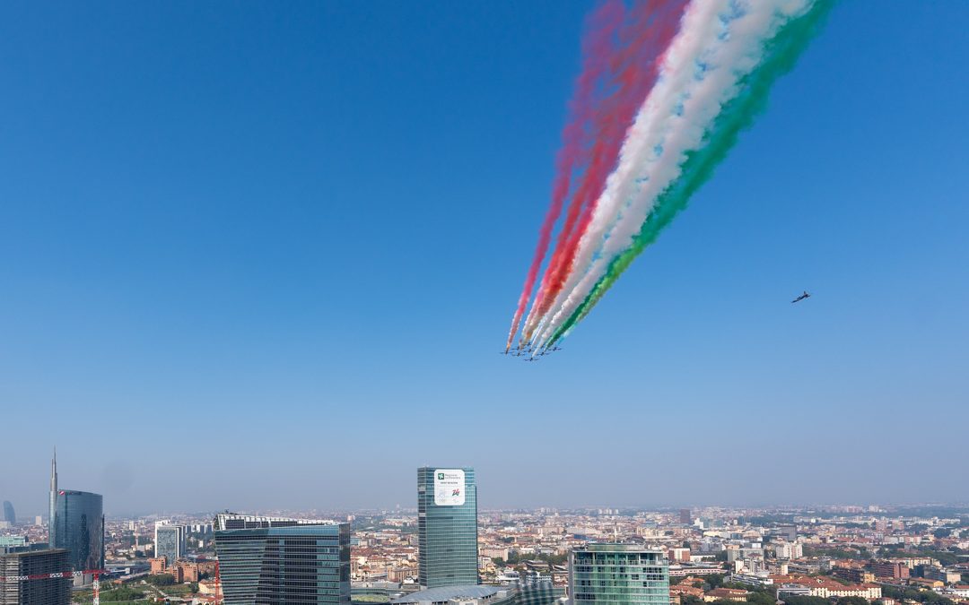 Frecce Tricolori su Palazzi Regione, Fontana: grazie Aeronautica Militare – www.lombardianotizie.online