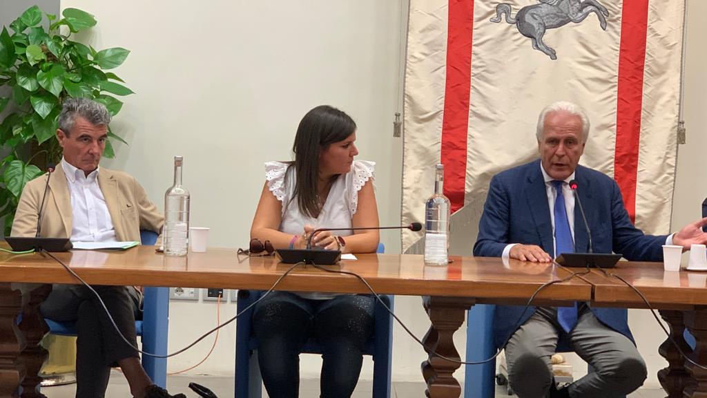 Tpl a tariffa ridotta. Nasce la “Carta bianco-rossa” per studenti dell’Università di Firenze 
						 – www.toscana-notizie.it