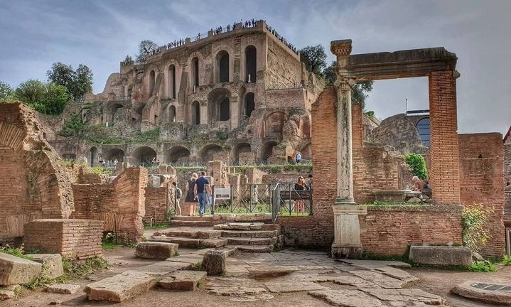 Riaperta al pubblico la Domus Tiberiana – VisitLazio – www.visitlazio.com