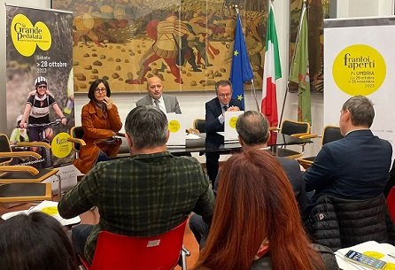 Dal 28 ottobre al 26 novembre la XXVI edizione di Frantoi Aperti, evento simbolo dell’oleoturismo in Italia. Novità di questa edizione “La Grande Pedalata” in e-bike, i “Tour degli Olivi Giganti Patriarchi” e i “Trekking e fiabe tra gli Ulivi” – www.regione.umbria.it