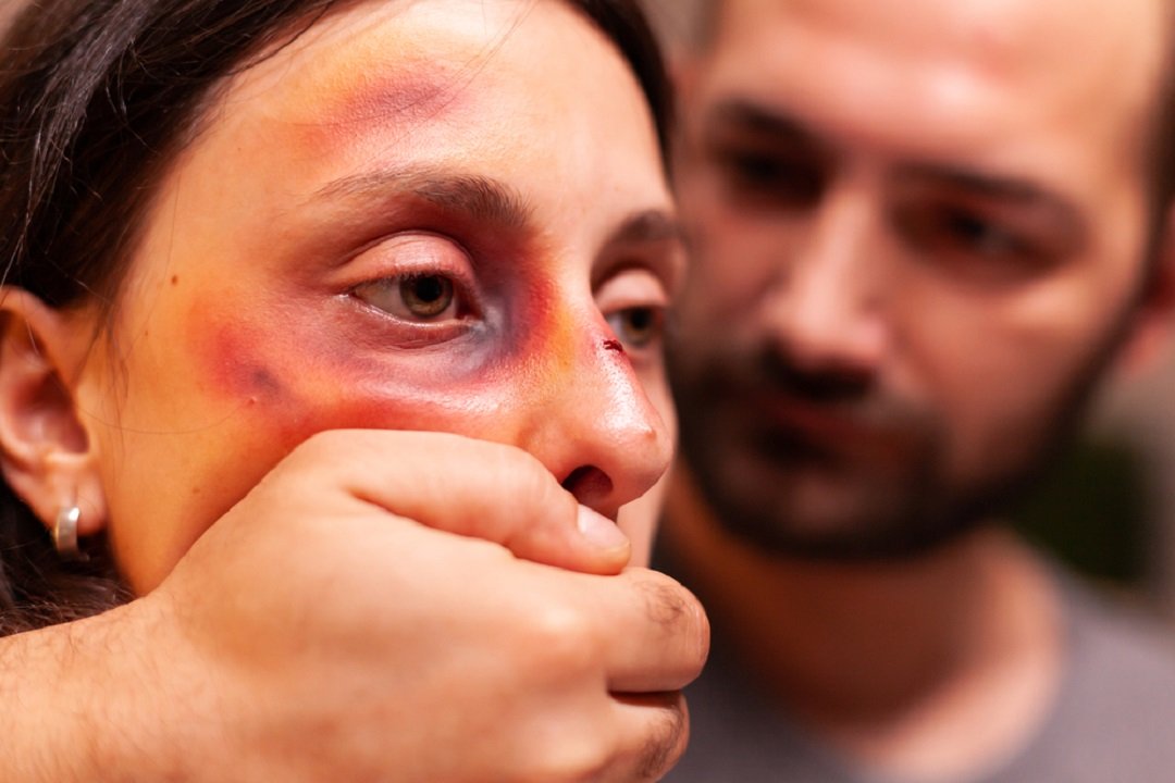 VIOLENZA-DONNE.jpg