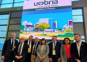 Ecomondo, Regione Umbria e AWorld nella giornata inaugurale lanciano il progetto per la partecipazione civica e la sostenibilità ambientale “Act You, il cambiamento è nelle nostre mani” – www.regione.umbria.it