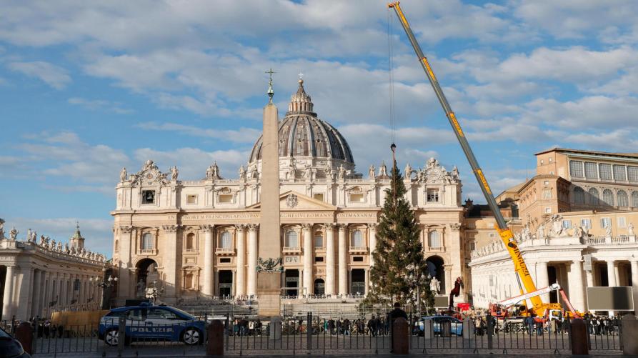 L’albero di Natale del Papa in piazza San Pietro
 – www.regione.piemonte.it