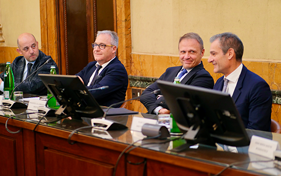 In Trentino ci sarà una nuova funivia. Ma trasporterà mele e
toglierà camion dalle strade – www.politicheagricole.it