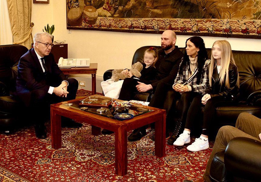 Il sottosegretario Mantovano incontra i genitori di Indi Gregory – www.governo.it