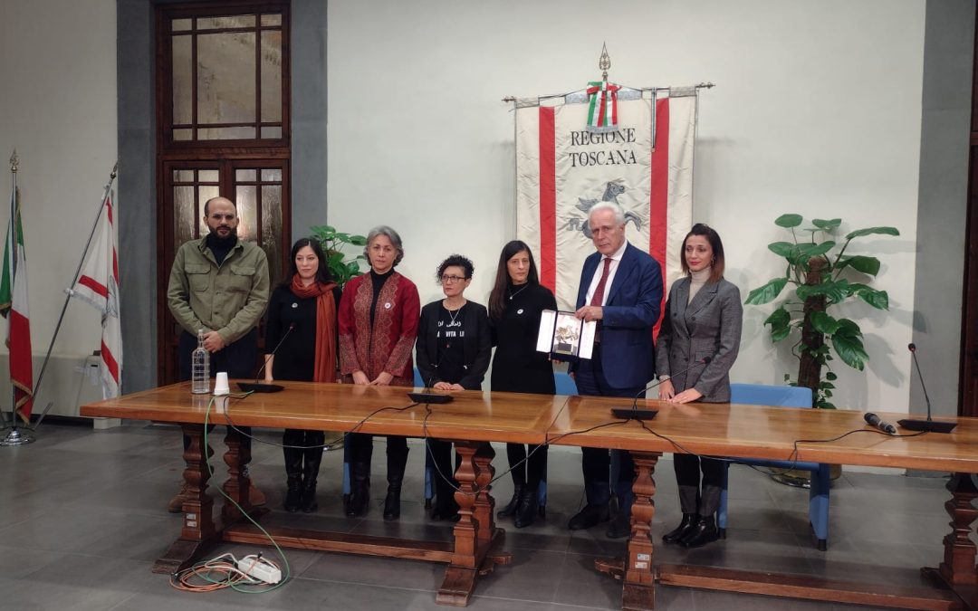 Pegaso d’oro a ‘Donna Vita Libertà’, Giani: ‘Toscana a fianco di chi lotta per i diritti’ 
						 – www.toscana-notizie.it