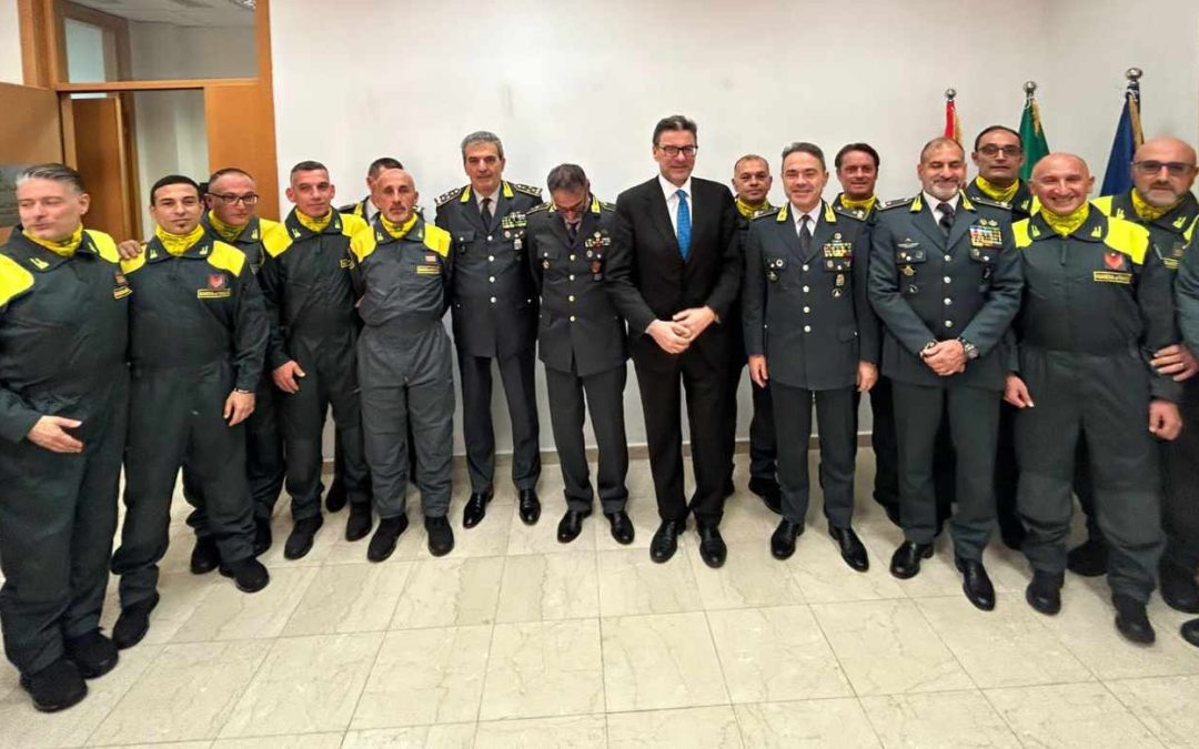 Giorgetti in visita al contingente Gdf in Libia – www.mef.gov.it