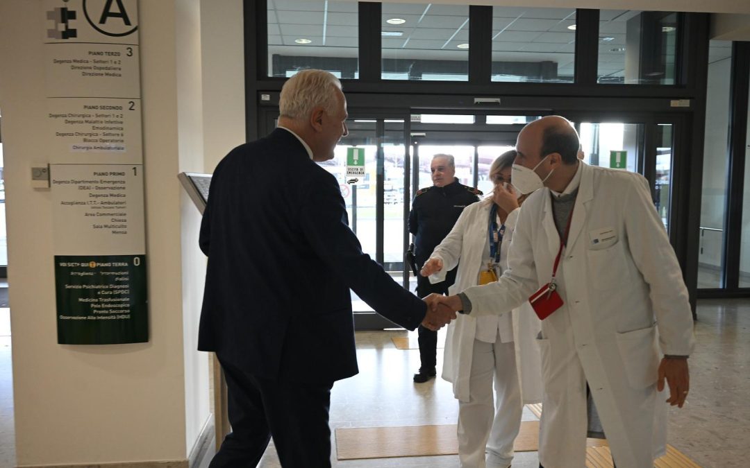 Giani all’ospedale di Prato: “Comprimere spese per tutelare servizi ai cittadini” 
						 – www.toscana-notizie.it
