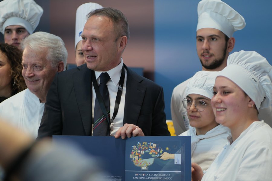 Sigep. Lollobrigida: in arrivo "Maestro dell'arte della cucina italiana", sarà 'legge Massari' – www.politicheagricole.it