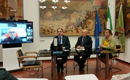 Gara TPL, si è svolta a Palazzo Donini la consultazione con le associazioni dei consumatori per la presentazione degli “Obiettivi di Qualità del Servizio”. Melasecche: “Ci siamo posti l’obiettivo di una forte modernizzazione e un deciso miglioramento del servizio” – www.regione.umbria.it