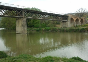 Ponte di Montemolino sul fiume Tevere, assessore Melasecche: dalla Regione nuovo finanziamento di 1,5 milioni di euro per la completa copertura finanziaria dei lavori di consolidamento e adeguamento da tempo attesi. Investimento complessivo di 5,2 milioni – www.regione.umbria.it