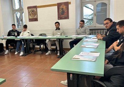 Villa Umbra, al via l’Academy del Giornalismo, il percorso formativo biennale per aspiranti giornalisti pubblicisti sportivi, nato dalla collaborazione fra Ordine dei giornalisti, CONI, Unione della Stampa Sportiva Italiana e la Scuola Umbra di Amministrazione Pubblica – www.regione.umbria.it