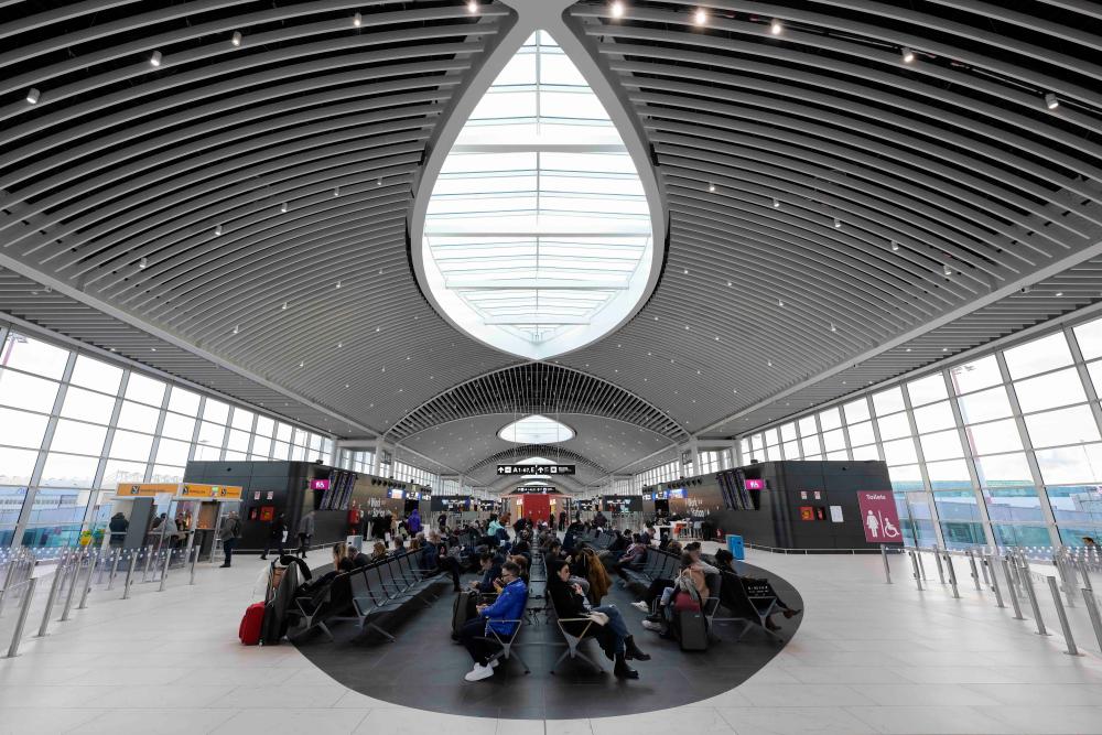 Sistema aeroportuale della Capitale: avviso di intervenuta notifica di avvio della consultazione degli utenti per la modifica dei diritti aeroportuali – www.autorita-trasporti.it