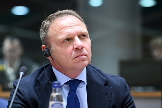 Pesticidi. Lollobrigida: Commissione Ue recepisce proposte Italia, nostra strada corretta – www.politicheagricole.it