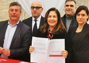 Progetto Fenice, siglata a Norcia la dichiarazione d’intenti. Università per Stranieri di Perugia, Comune di Norcia, Camera di Commercio dell’Umbria e Scuola umbra di amministrazione pubblica insieme nel progetto per la riqualificazione del territorio vulnerato dal sisma – www.regione.umbria.it