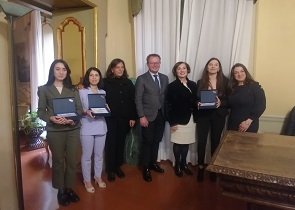 Al Centro Pari Opportunità la premiazione del Premio tesi di laurea “Laura Cipollone” – www.regione.umbria.it