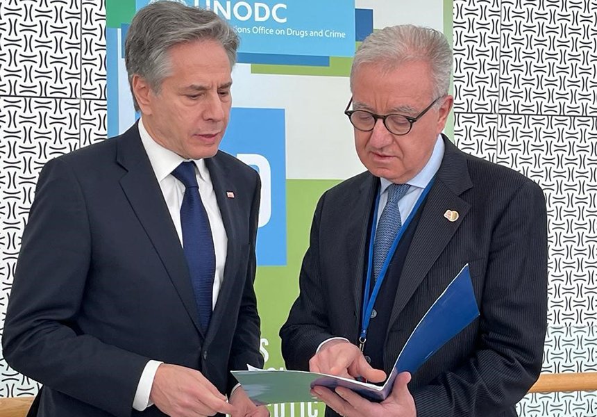Il Sottosegretario Mantovano incontra il Segretario di Stato USA Blinken alla sessione annuale della Commissione Stupefacenti Onu – www.governo.it