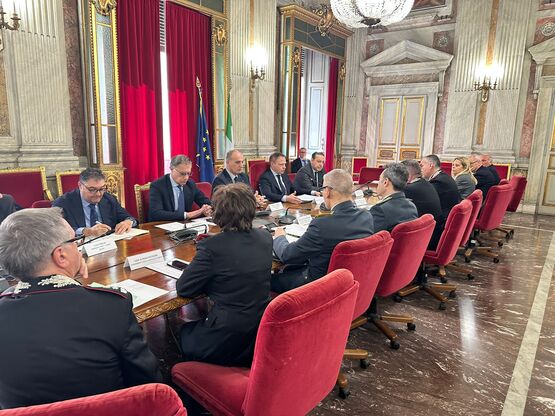 Cabina di Regia.
Lollobrigida: prosegue attività controllo, rafforzato impegno per salvaguardia
produzioni – www.politicheagricole.it