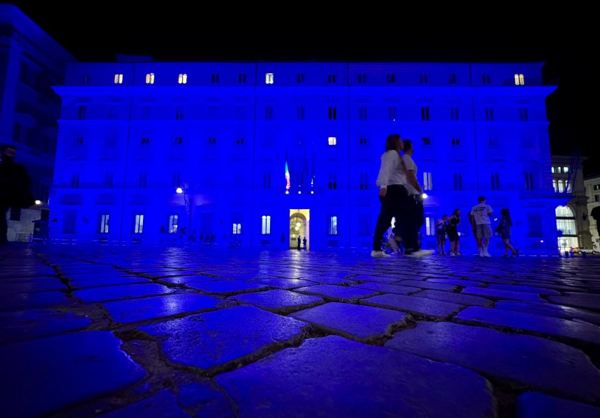 Palazzo Chigi si illumina di blu per il World Wish Day – www.governo.it