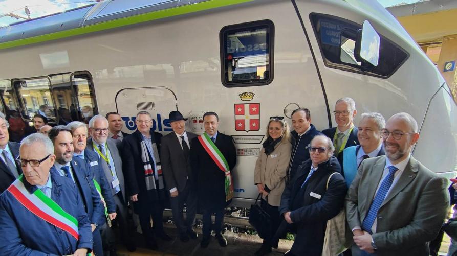 Tra Piemonte e Svizzera i nuovi treni delle Alpi
 – www.regione.piemonte.it
