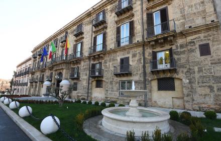 Liste d’attesa, con nuovi contratti rischio decadenza per i manager che non rispettano piano regionale

   – www.regione.sicilia.it