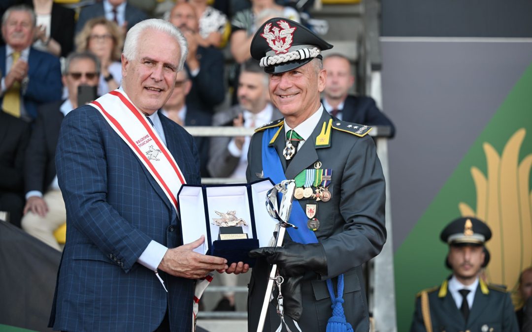 Pegaso d’Oro alla Guardia di Finanza, la consegna durante la Festa allo stadio Ridolfi 
						 – www.toscana-notizie.it